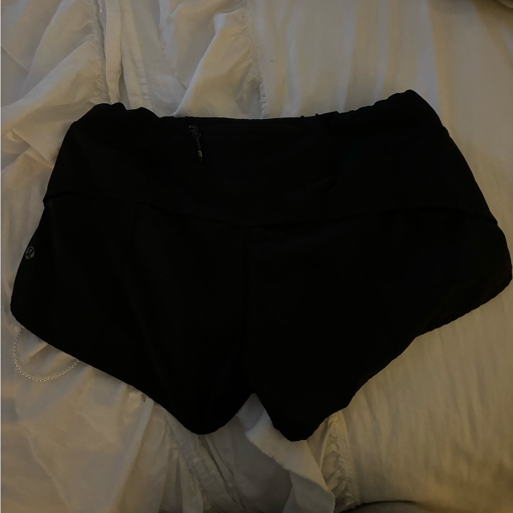 lululemon black speed up shorts